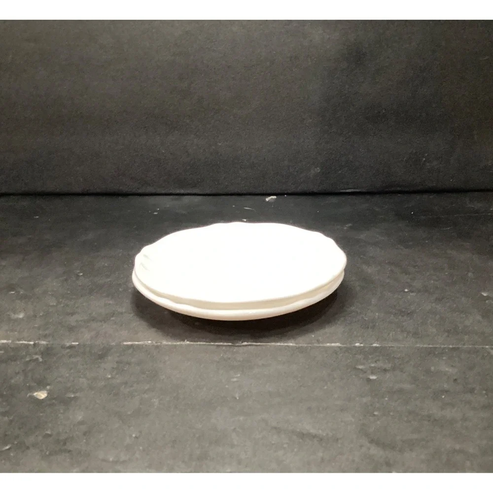 Arcopal France TRIANON IVORY Saucer Scalloped Swirls Milk‎ Glass 5 3/8